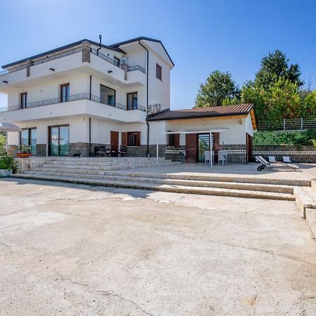 Villa Santoro Ai Tre Ulivi Con Piscina Privata Caiazzo Exterior foto